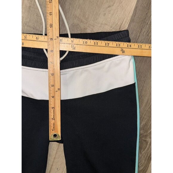 Athleta Colorblock Capris Size M Black & White Athletic Leggings - Picture 5 of 5